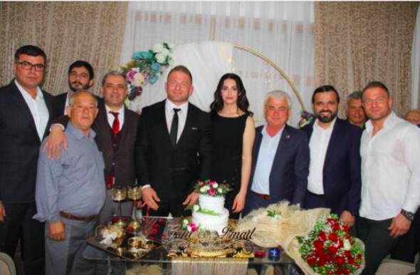 İsmail Balaban'ın nişanlısı Gamze Atakan kimdir ikizi ifşa etti - Resim: 0
