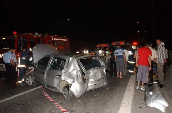 Ehliyetsiz sürücü dehşet saçtı - Resim: 2