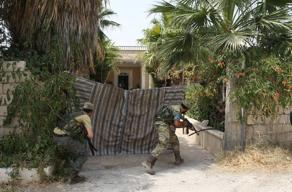 Cerablus'ta IŞİD'in terkettiği evler didik didik aranıyor - Resim: 4
