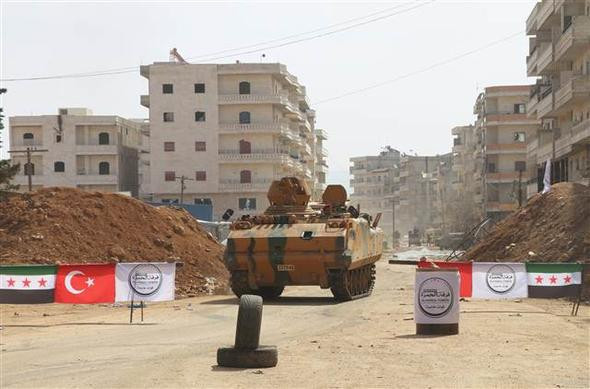 TSK Afrin'de hükümet binasına girdi! İşte ilk kareler... - Resim: 4