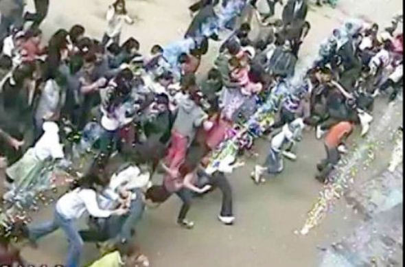 Kızıltepe'de ilkokula saldırdılar - Resim: 4