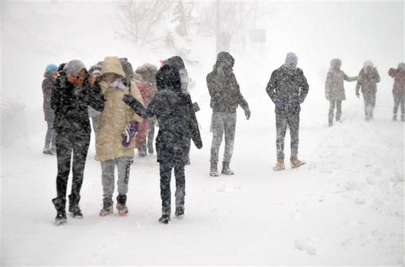 İstanbul'u pas geçti ama Türkiye kara esir oldu! - Resim: 3