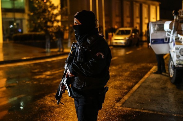 İşte saldırı sonrası AK Parti binasının son hali! - Resim: 4