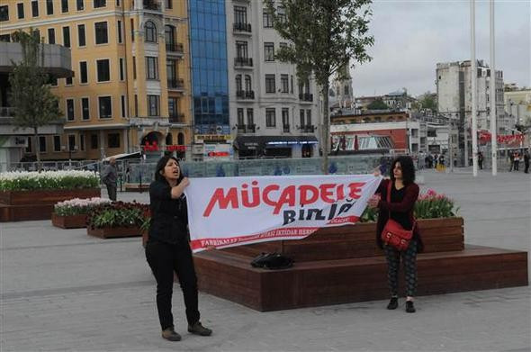 Taksim'de gözaltılar var! Tüm güvenlik önlemlerine rağmen... - Resim: 1