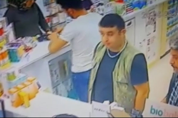 Terk edilen bebeğin ailesi göz damlasından bulundu! - Resim: 1