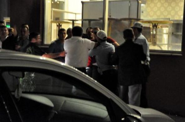 Belediye başkanına yumruklu saldırı - Resim: 1