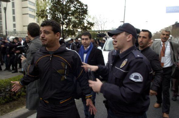 Esad'a destek protestosu - Resim: 1