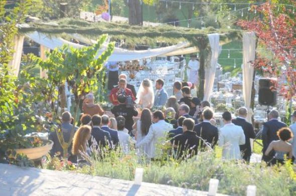 Hande Ataizi böyle evlendi - Resim: 1