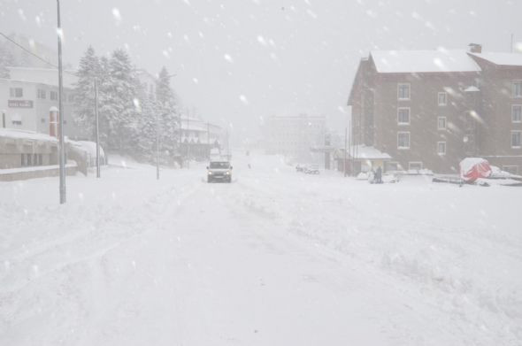 Uludağ'da kar 20  santimetreye ulaştı - Resim: 3