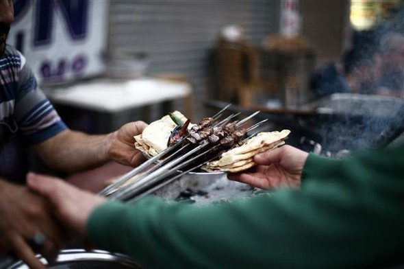 Uçakla gelip ciğer yeyip gidiyorlar - Resim: 4