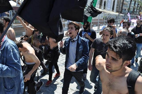 Herkes bir anda soyunmuştu! Polis o anı anlattı - Resim: 4