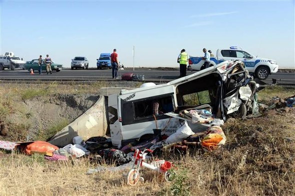 Katliam gibi kaza kimlikleri belirlenince acı gerçek ortaya çıktı! - Resim: 3