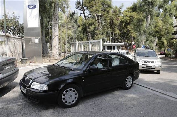 Yunanistan'daki darbeci yüzbaşı böyle getirildi! - Resim: 2