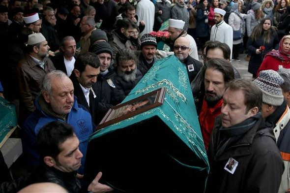 Ayberk Atilla'nın son sahnesinde gözyaşları sel oldu - Resim: 3