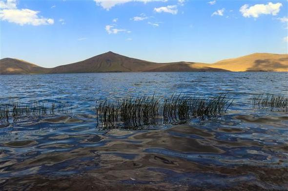 Yılın ilk yarısı buzla kaplı Balık Gölü'ne bir de bu mevsimde bakın - Resim: 3
