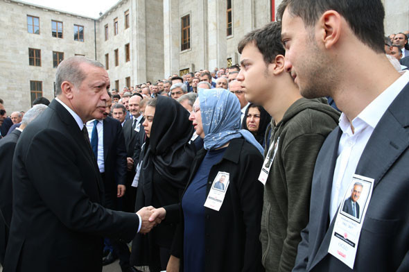 AK Partili vekil için TBMM'de cenaze töreni - Resim: 4