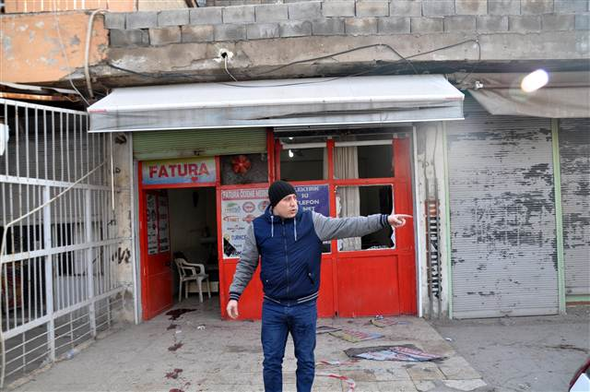 Gün ağarınca felaket ortaya çıktı! Evleri böyle vurmuş - Resim: 1