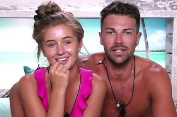 Kameralar önünde villanın banyosunda ilişkiye girdiler! - Resim: 2