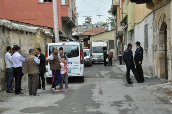 Ekonomik bunalıma girdi ve kendini astı! - Resim: 1