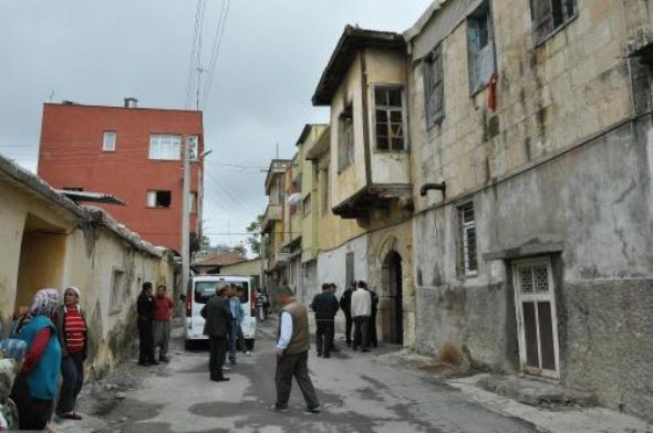 Ekonomik bunalıma girdi ve kendini astı! - Resim: 2