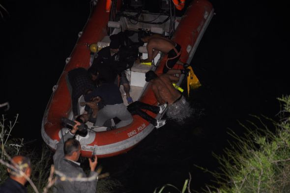 Aşırı hız ve ihmalkarlık can aldı - Resim: 1