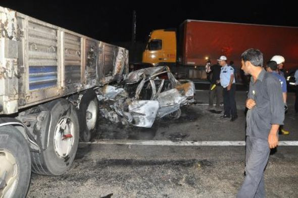 Adana'da katliam gibi kaza! - Resim: 2