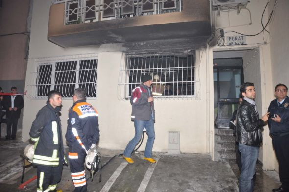 Sevgilisi ile buluşmak için babasını yaktı - Resim: 4