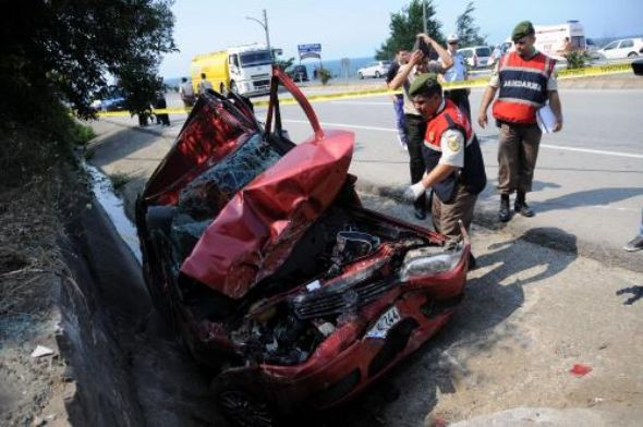 Minibüs dehşet saçtı - Resim: 4