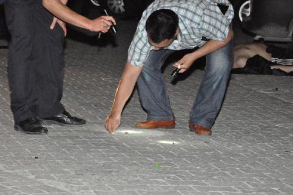 Polisi hedef alan saldırgan öldürüldü  - Resim: 2
