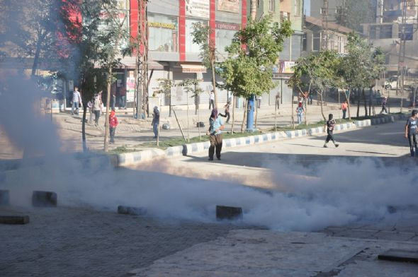 Yüksekova'da olaylar çıktı! - Resim: 3