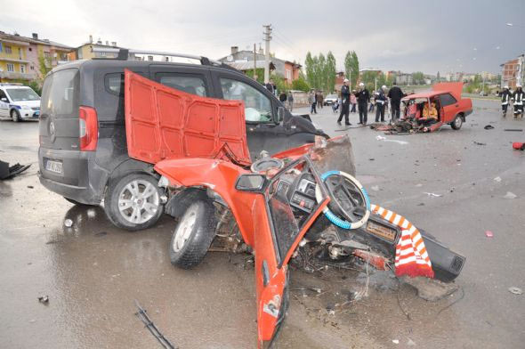 Bu araçtan sağ çıktılar - Resim: 2