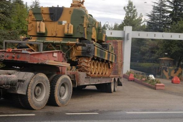 Sınıra askeri sevkiyat!  - Resim: 3