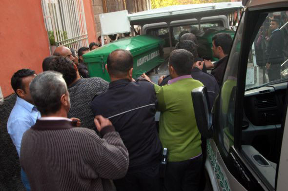 Önce öldürdü sonra intihar etti - Resim: 3