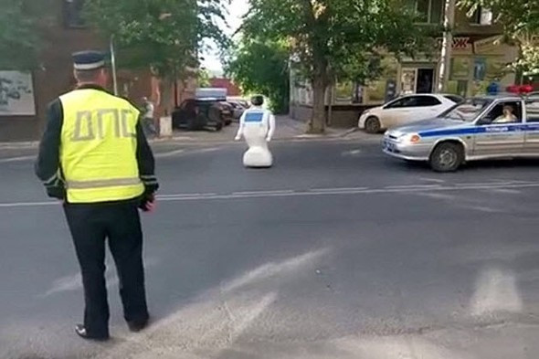 Şok! Robot laboratuvardan kaçtı - Resim: 1