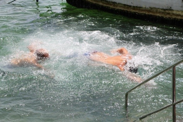 İstanbul yanıyor! Termometreler 38 dereceyi gösterdi! - Resim: 2