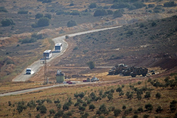 Sıcak saatler! İdlib'e girecek komandolar sınıra geldi!.. - Resim: 1
