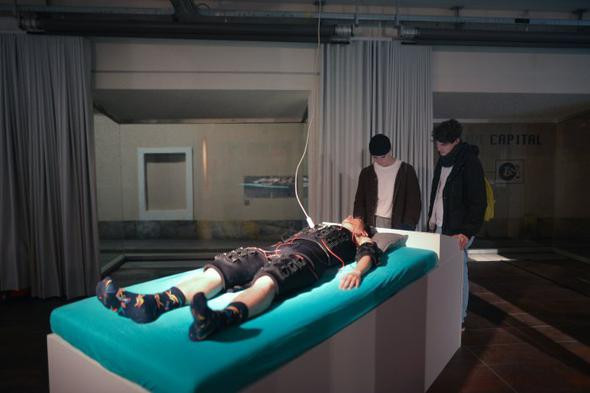 Yatarak ve gezerek para kazanıyorlar! Rüya gibi hayat - Resim: 3