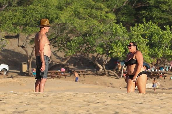 Herkes ona, o eşine hayran - Resim: 2