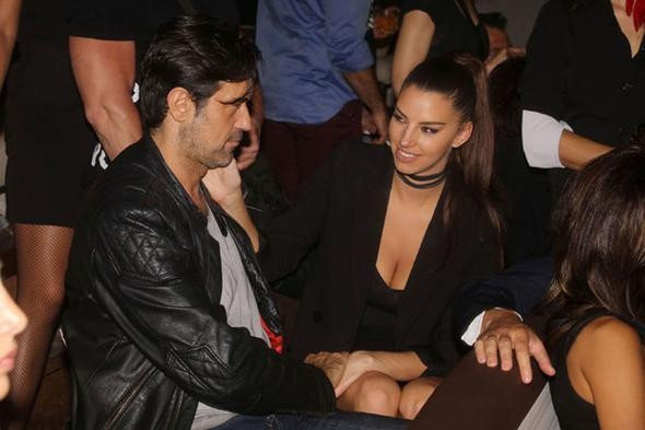 Yunanistan'da aşk sarhoşu oldu - Resim: 4