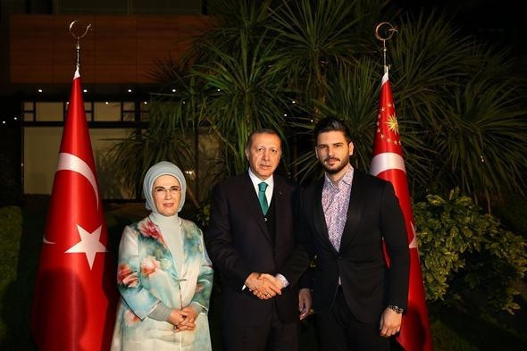 Erdoğan'ın iftar yemeğine çağrılmayan iki ünlü - Resim: 2