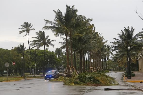 Felaket ABD'nin kapısına dayandı 'Evlerinizi terk edin' - Resim: 2