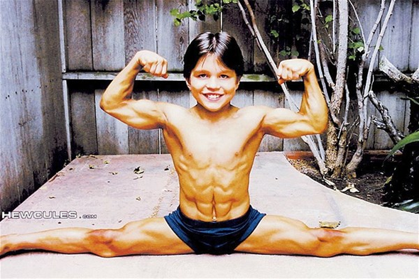 Dünyanın en kaslı çocuğuydu son haliyle tanımak şahit ister - Resim: 4