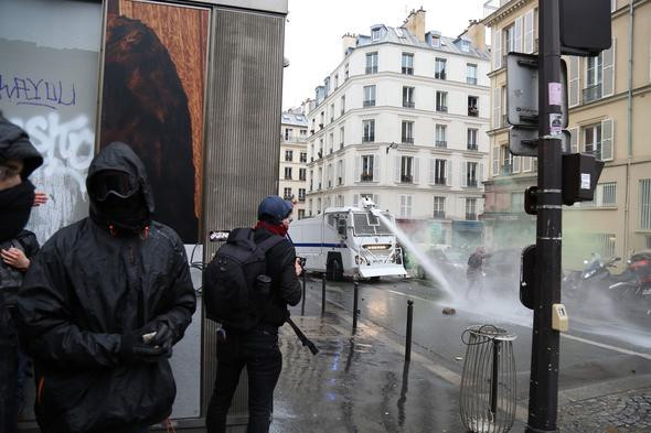 Fransa'da öğrencilerden grevlere destek - Resim: 1