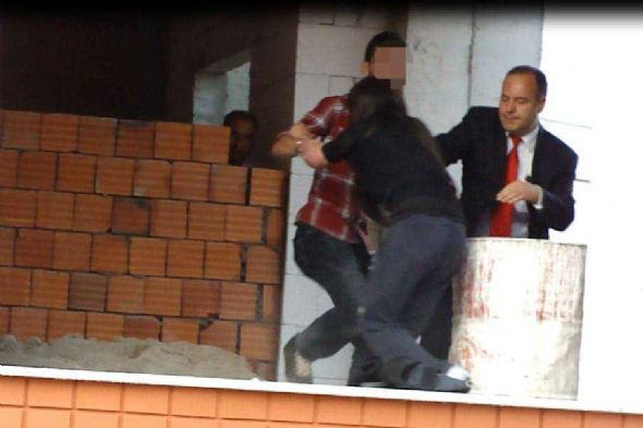 Ayrıldığı sevgilisi onu böyle kurtardı! - Resim: 3