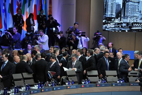 Nato zirvesinden kareler - Resim: 2