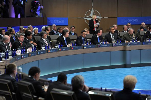 Nato zirvesinden kareler - Resim: 4