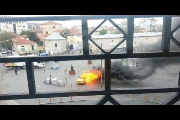 Cezayı yedi taksiyi küle çevirdi - Resim: 2