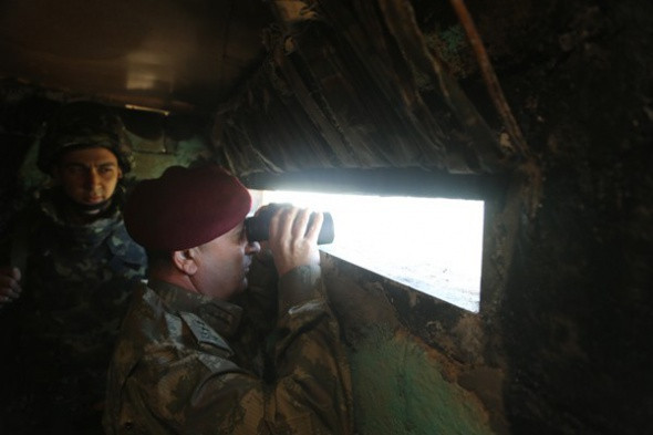 Türk Komutan Azerbaycan-Ermenistan sınır hattında! - Resim: 2