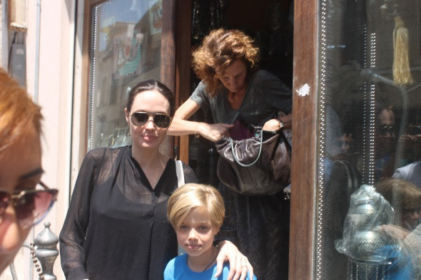 Angelina Jolie Mardin sokaklarında - Resim: 1