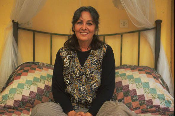 Yeşilçam'ın usta oyuncusu Sevda Ferdağ öldü! Kapıcılar Kralı'nın fettan güzeliydi - Resim: 1